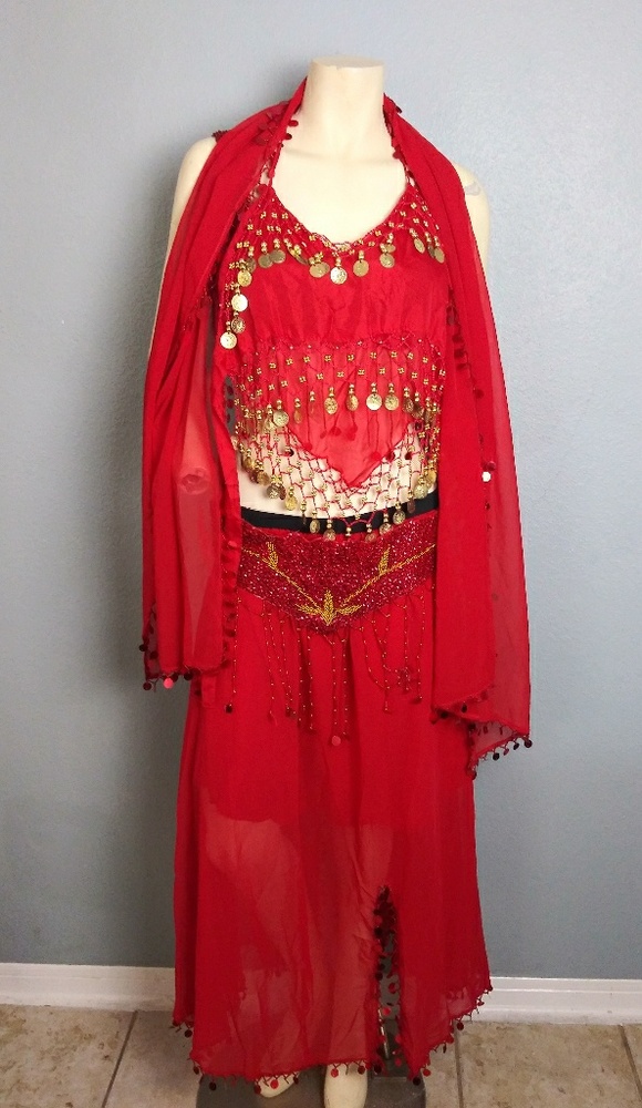 Belly dancing costume fits from 0-14 red